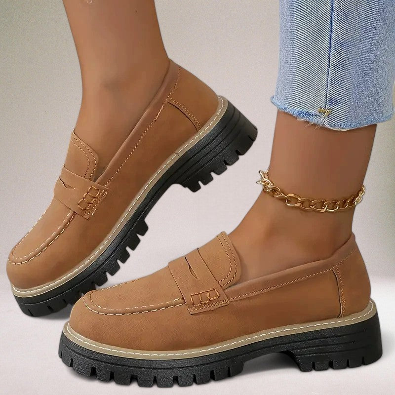 Vera Classe™ | Mocassini in camoscio senza tempo