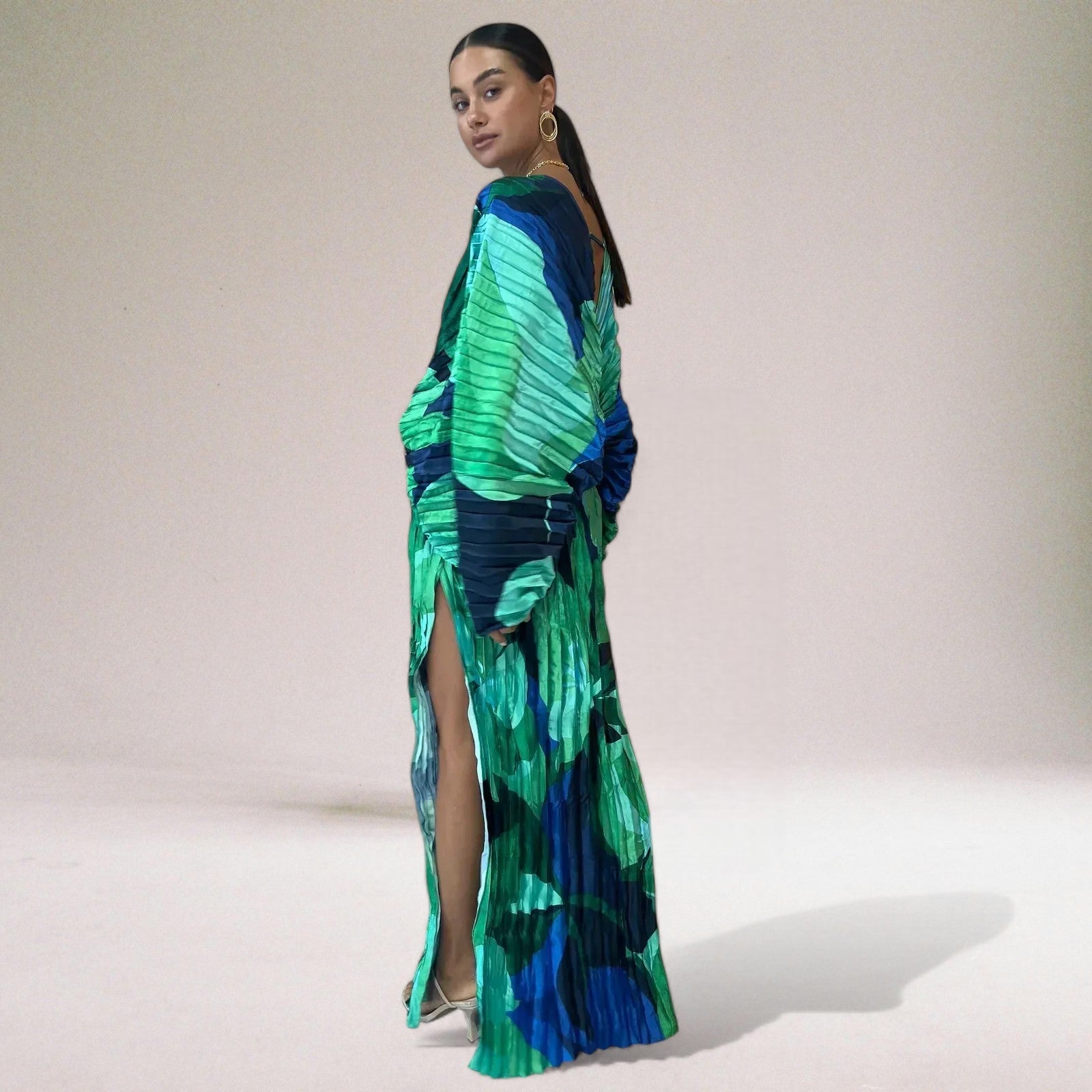 Vera Classe™ | Il maxi abito tropicale