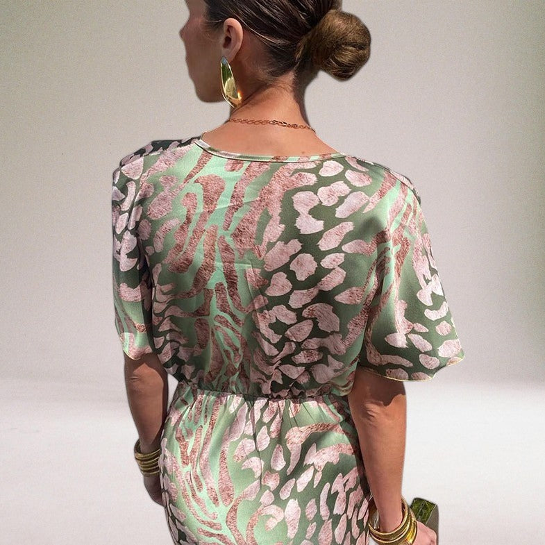 Vera Classe™ | Abito fluente con scollo a V ritorto due pezzi