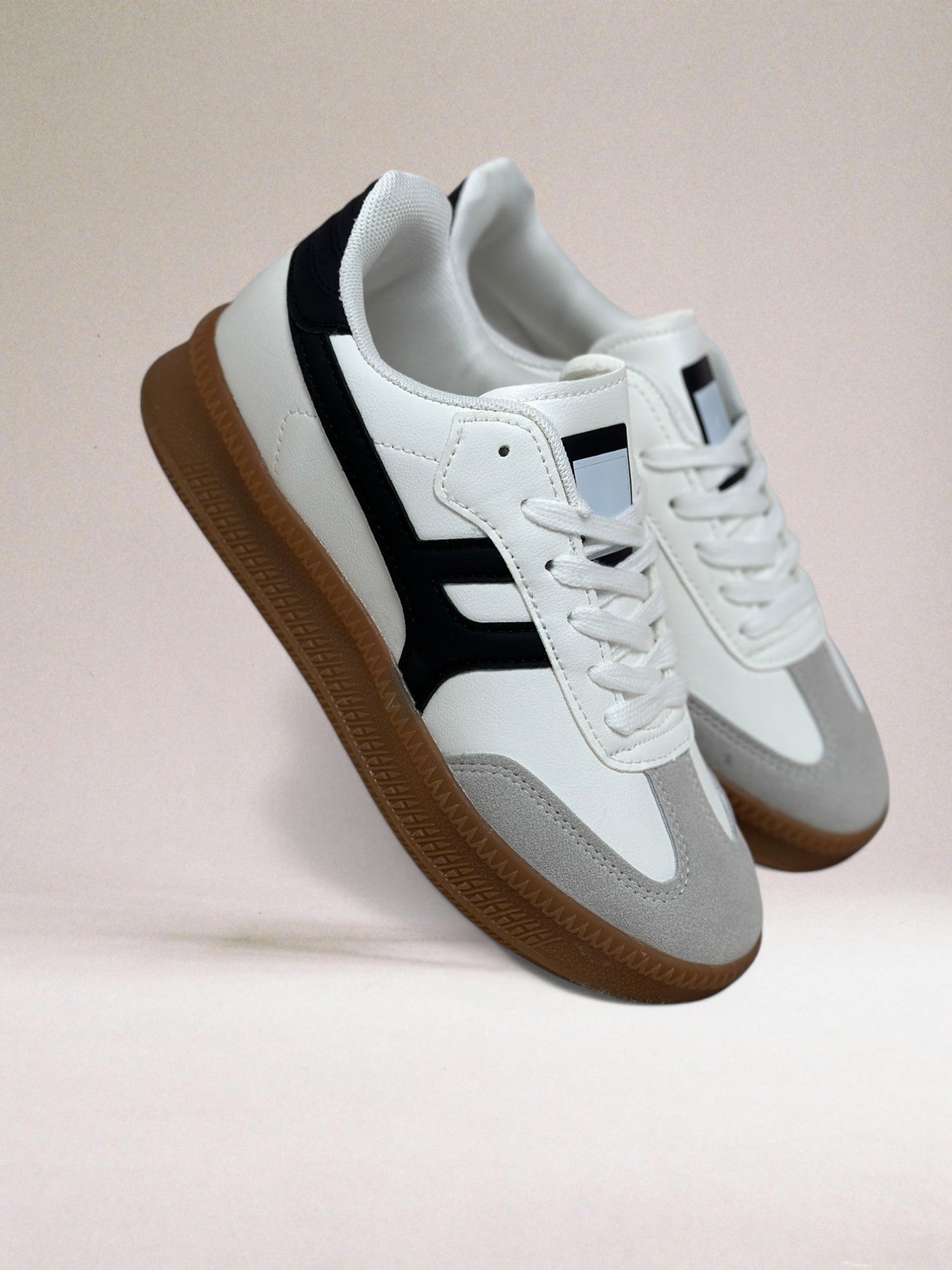 Vera Classe™ | Scarpe da ginnastica alla moda chic