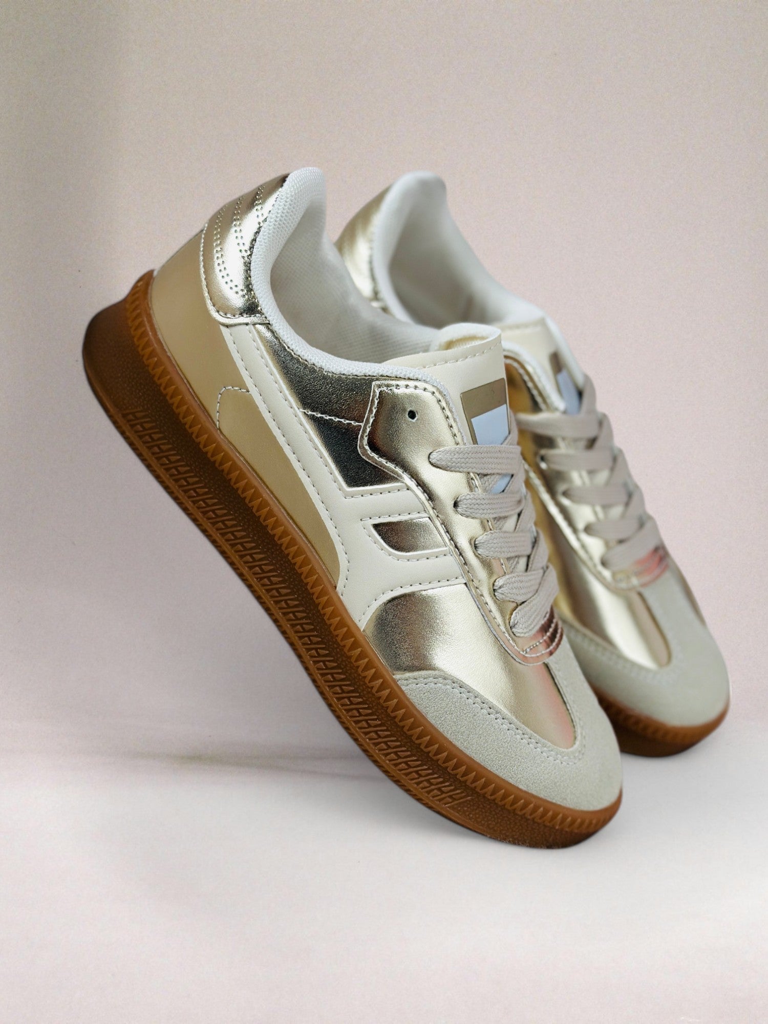 Vera Classe™ | Scarpe da ginnastica alla moda chic