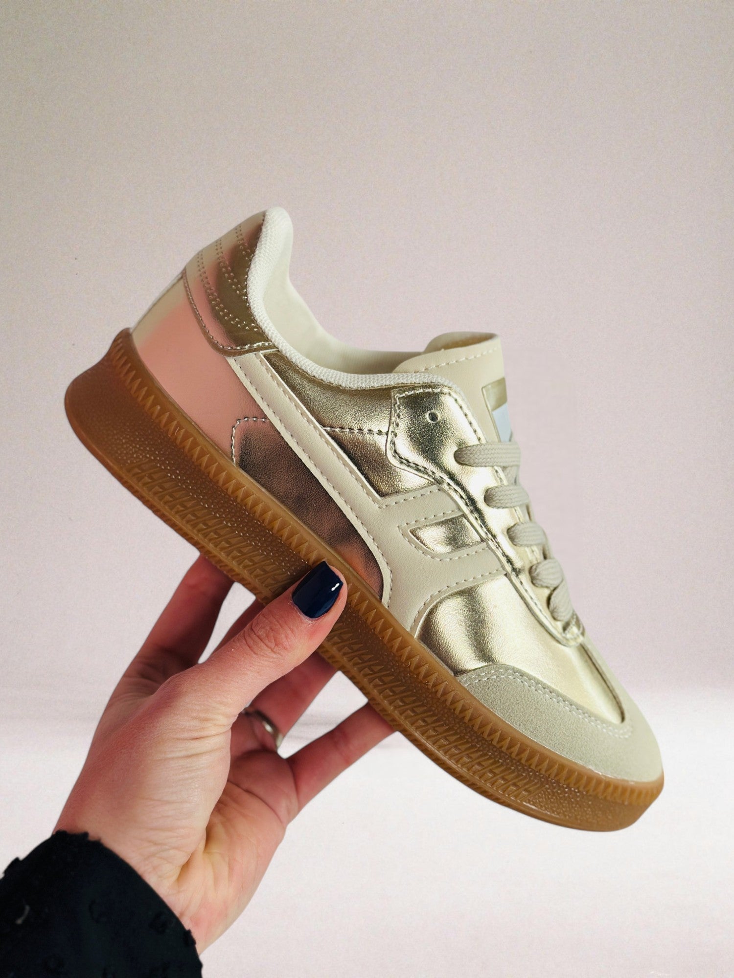 Vera Classe™ | Scarpe da ginnastica alla moda chic